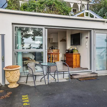 Gatehouse On The Bay - Christchurch Holiday Unit